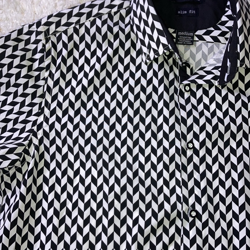 Chevron patterned shirt - Picture 2 of 2